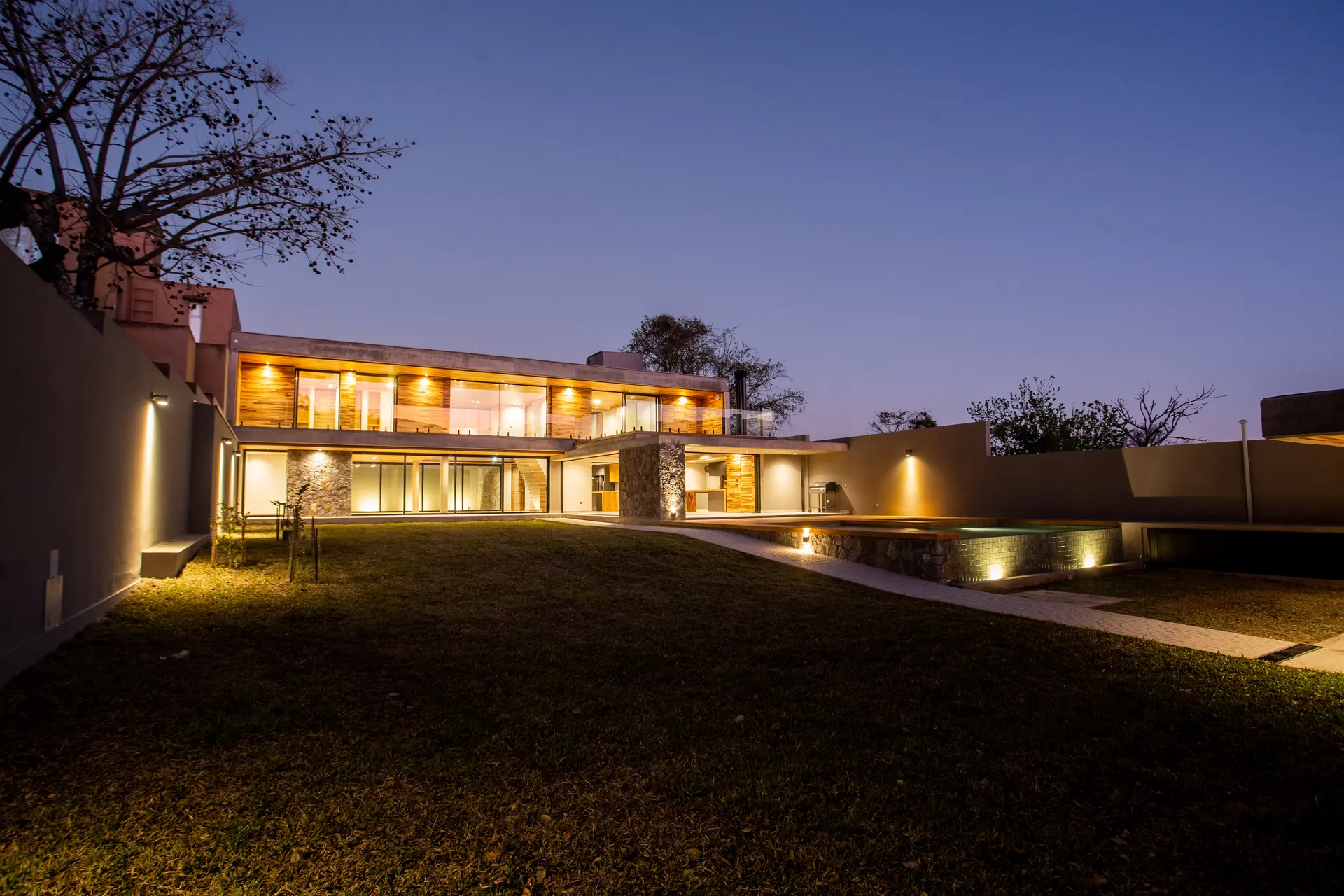 Casa Flores 2